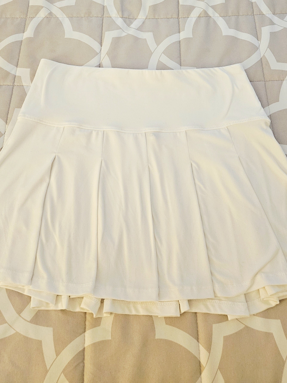 Wallflower White Pleated Mini Skirt